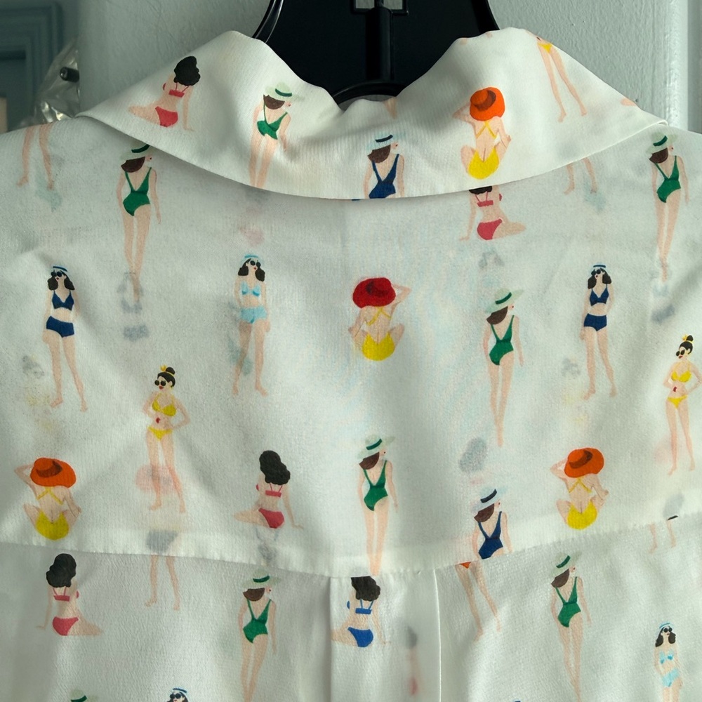 Alice + Olivia Eloise Printed Silk Blouse - Picture 10 of 16